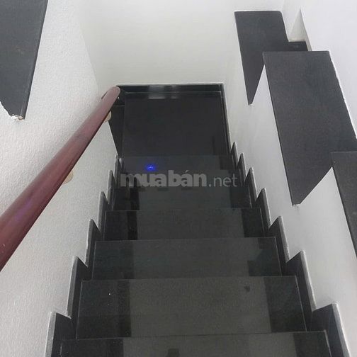 Bán nhà hẻm xe hơi ,Dương Bá Trạc Quận 8, 68m2 ,2 tầng ,hẻm 1 trục .