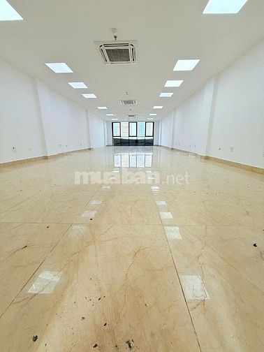 Bán tòa nhà văn phòng mặt phố Trần Vỹ, Cầu Giấy, 136m2, 9T, mt 5.5m.