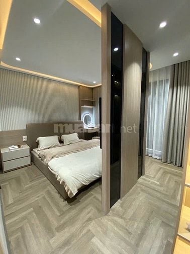 Bán nhà khu đô thị Văn Quán-Hà Đông, DT 50m2 x 5T, MT 5.5m, ô tô đỗ 