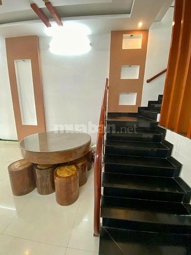 BÁN NHÀ TRỆT LẦU 100m2 tại Bình Chánh_HCM__Giá 1tỉ050triệu