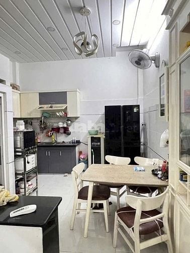Cần vốn bán nhà Lý Chính Thắng, Phường 8, Quận 3, Giá 3 tỷ 340, SHR