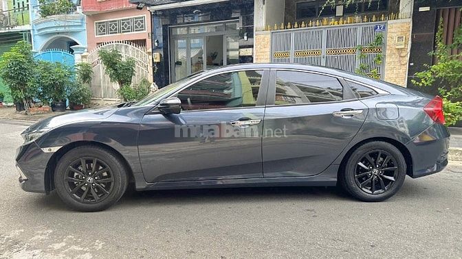 Honda Civic  1.8G Vin 2020 màu xanh xe 1 chủ 