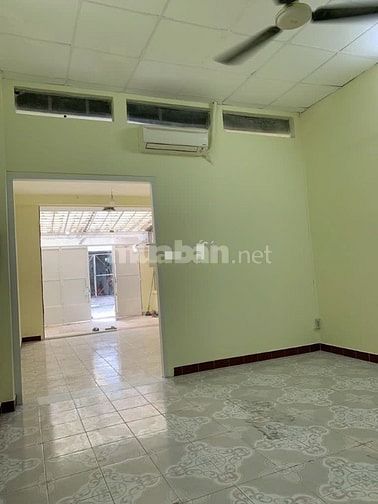 Cho thuê nhà hẻm 8m Lý Thường Kiệt P.7 Quận Tân Bình giá 12 triệu 