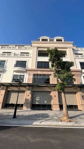 Quá Hót Chỉ 4.3 Tỷ sở hữu ngay shophouse 5 tầng Vinhomes Golden Avenue