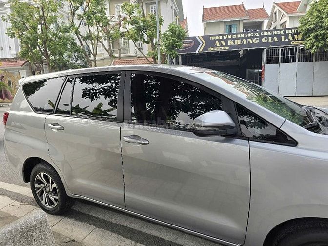 Bán Innova E số sàn 2021, xe đẹp bao test hãng