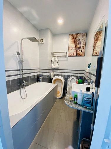 Nhà 38m2-5,4 tỷ, 4PN-3WC, Bình thới Phường 14, vòng xoay lê đại hành