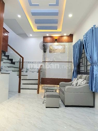 Nhà đẹp, sát MT, Hẻm 690 Nguyễn Duy, P12,Q8. 5,7m/NHx5,8m,1trệt, 1lầu.