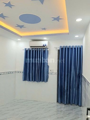 Nhà đẹp, sát MT, Hẻm 690 Nguyễn Duy, P12,Q8. 5,7m/NHx5,8m,1trệt, 1lầu.