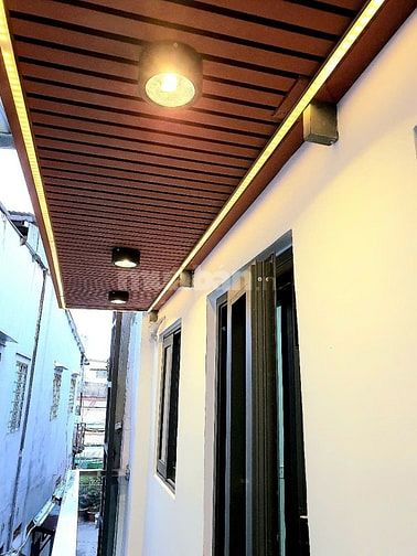 Nhà đẹp, sát MT, Hẻm 690 Nguyễn Duy, P12,Q8. 5,7m/NHx5,8m,1trệt, 1lầu.