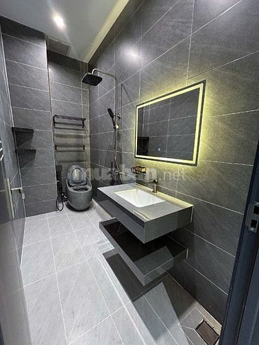 Cho thuê nhà  mới hoàn thiện 4PN 4WC, 234m2, tại VietSing - phú chánh 