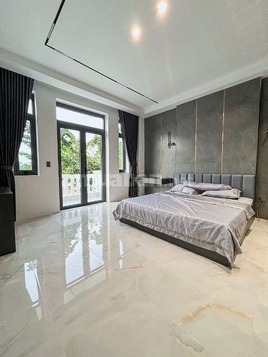 Cho thuê nhà  mới hoàn thiện 4PN 4WC, 234m2, tại VietSing - phú chánh 