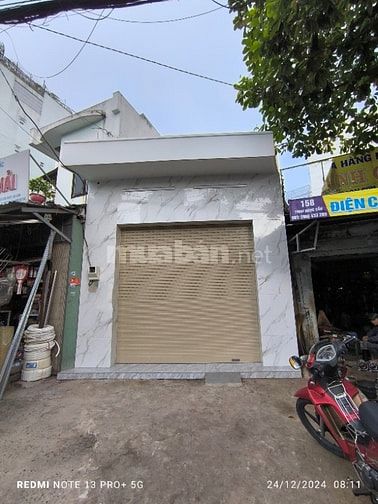 MT thoại ngọc hầu ngay ngã 3 nguyễn sơn 4*30m 2 lầu giá 28tr