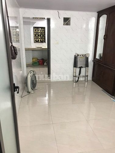 Cho thuê nhà trong ngõ 67 phố Thái Thịnh, 30m2, 1 tầng