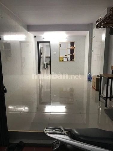 Cho thuê nhà trong ngõ 67 phố Thái Thịnh, 30m2, 1 tầng