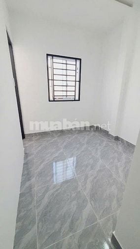 Nhà Q12 dt 30m2 2pn gần Hiệp Thành City