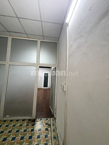 Cho thuê nhà MT Lý Thường Kiệt Phường 9 Quận Tân Bình giá 23 triệu 56m