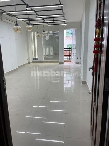 Mặt tiền đường Hoa Lan, Phú Nhuận, 38 triệu, 64m2, 4 tầng. Nhà mới