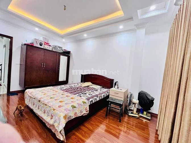 Bán NHANH nhà Kim Ngưu , 40m2 , 6,6 tỷ, gần đường lớn , ngõ thông