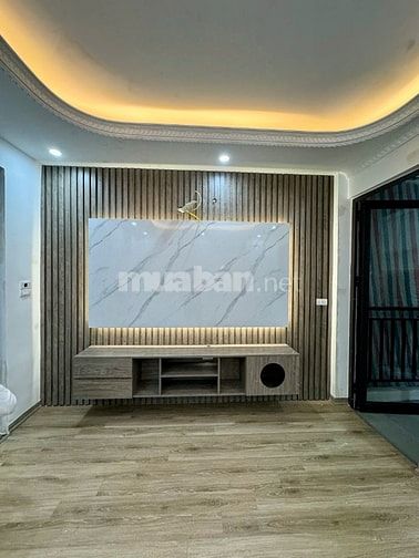 Nhà Ngã Tư Sở- thang máy 8.19 tỷ 31m2*7 tầng-15m ra đường Trường Chinh