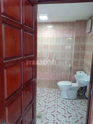 Cho thuê nhà hẻm 3,5m Tân Hòa Đông P.14 Quận 6 giá 8,5 triệu 50m².