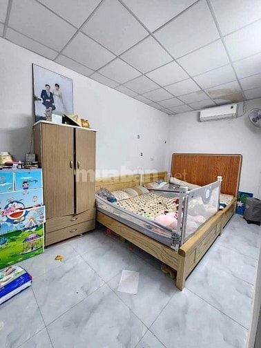 Bán nhà sổ riêng hẽm gần đường Lý Thường Kiệt hẽm nhỏ 2m