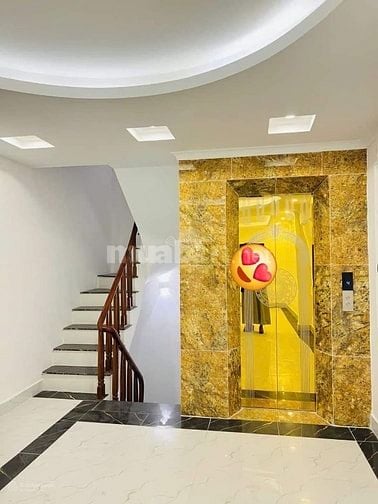 Bán nhà Hoàng Liệt mới tinh 45m². 5 tầng. Thang máy. Ô tô đỗ cửa. Ngõ 