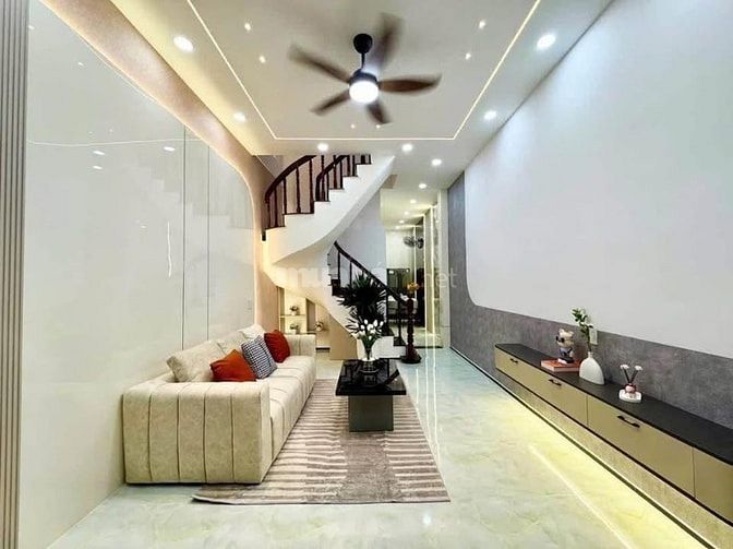 Bán nhà riêng tại Nguyễn Thị Tú, 2,73 tỷ, 40m2