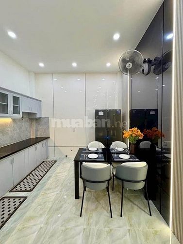 Bán nhà riêng tại Nguyễn Thị Tú, 2,73 tỷ, 40m2