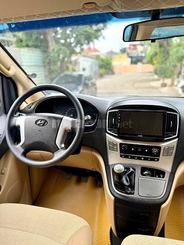 HYUNDAI STAREX 2017 - xe gia đình - 1 chủ - full zine theo xe