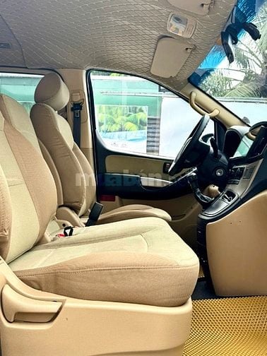 HYUNDAI STAREX 2017 - xe gia đình - 1 chủ - full zine theo xe