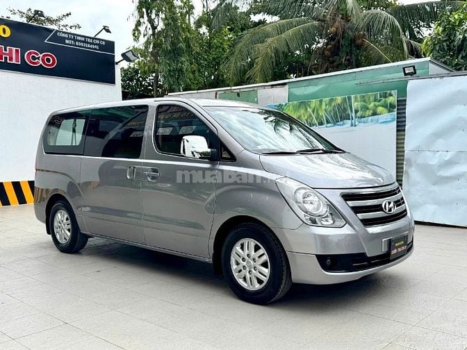 HYUNDAI STAREX 2017 - xe gia đình - 1 chủ - full zine theo xe