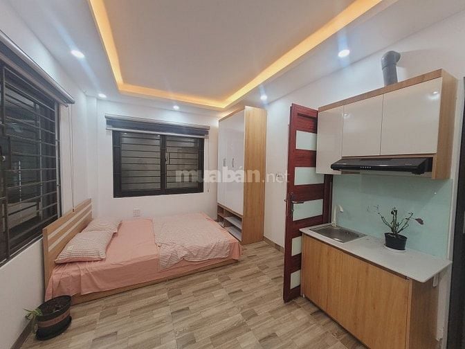 CC cần bán nhà 30 m2 5 tầng, nhà đẹp ngõ thông cách ô tô tránh 20 m