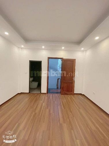 Cổ Nhuế 31m2, 5T, oto 10m, ngõ to, gần phố, nhà mới đón tết 5.85 tỷ