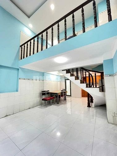 Xoay vốn bán nhà Lý Chính Thắng, Quận 3. Giá 2,39 tỷ/60m2, đường rộng