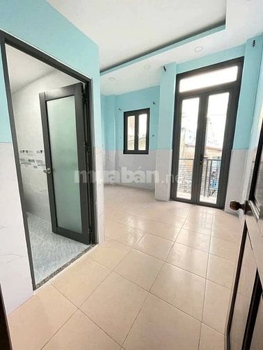 Xoay vốn bán nhà Lý Chính Thắng, Quận 3. Giá 2,39 tỷ/60m2, đường rộng