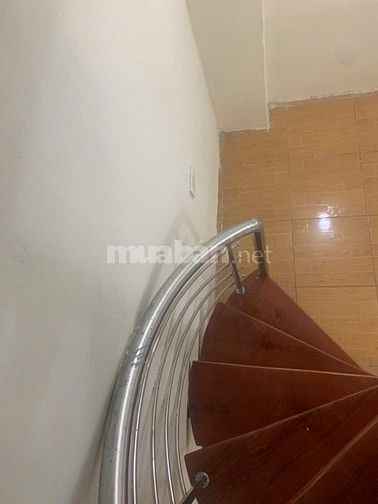 Bán nhà ngõ Khâm Thiên Đống Đa, mặt tiền 3,5m, cách phố 30m