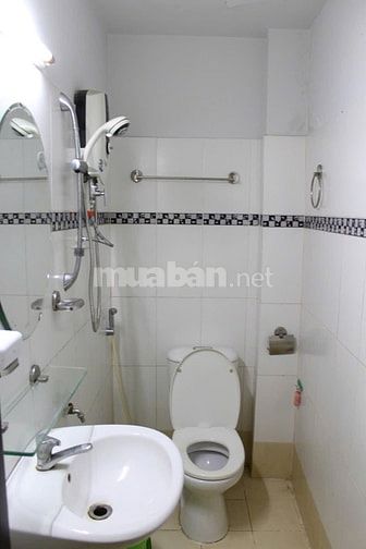 Bán nhà  HXH TK18/ Nguyễn Cảnh Chân, p. Cầu Kho, quận 1