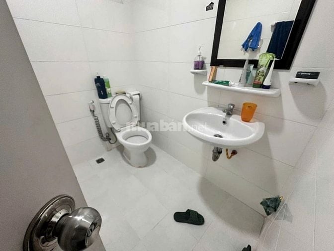 Chung cư Oriental Plaza, Âu Cơ, Tân Phú: 13tr/th, 91m2, 2pn 2wc NT.