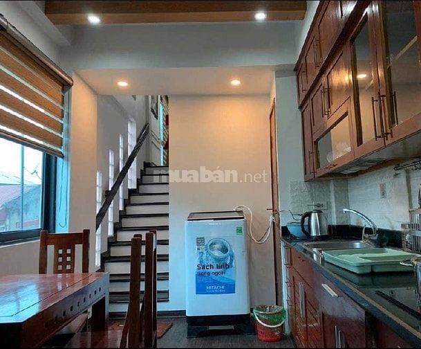 Bán tòa nhà mặt phố Hàng Than, DT 90 m2 x 10 Tầng thang máy