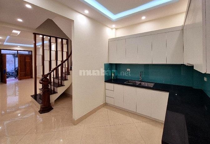 BÁN NHÀ YÊN HÒA - CẦU GIẤY - 55M2 - 5 TẦNG - GIÁ NHỈNH HƠN 8 TỶ - LH:0