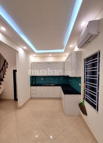 BÁN NHÀ YÊN HÒA - CẦU GIẤY - 55M2 - 5 TẦNG - GIÁ NHỈNH HƠN 8 TỶ - LH:0