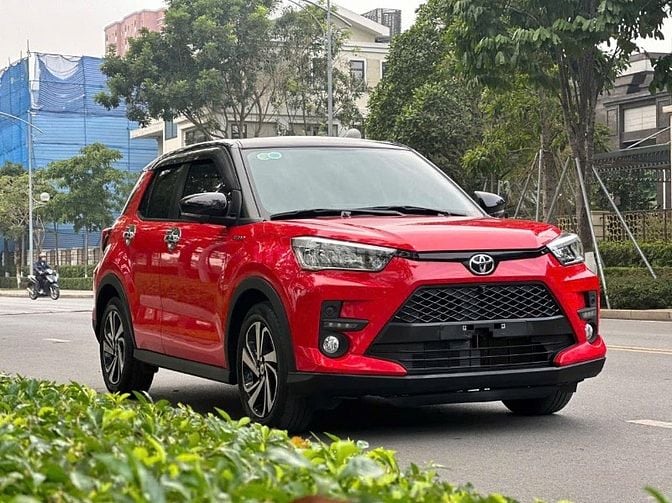 Cần bán Toyota Raize 2022 đẹp xuất sắc- Xe 1 chủ từ đầu, chuẩn 2,7v km