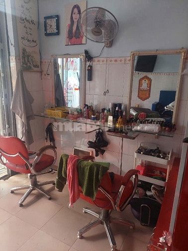 Cho thuê mặt bằng salon tóc nữ - giá 4 triệu