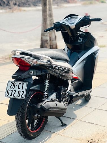 HONDA AIR BLADE 110 FI BIỂN HN ĐỜI CHÓT MÁY ZIN NGON