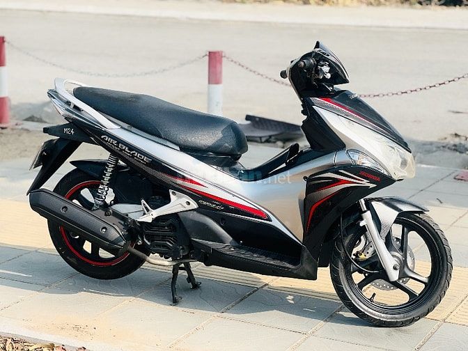 HONDA AIR BLADE 110 FI BIỂN HN ĐỜI CHÓT MÁY ZIN NGON