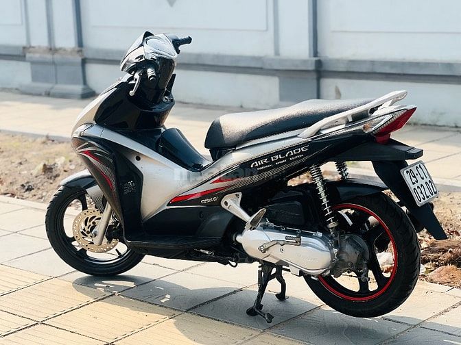 HONDA AIR BLADE 110 FI BIỂN HN ĐỜI CHÓT MÁY ZIN NGON