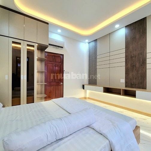 Bán gấp nhà 68m2 2tỷ650 Nguyễn Minh Hoàng P12 Tân Bình . Sổ hồng riêng