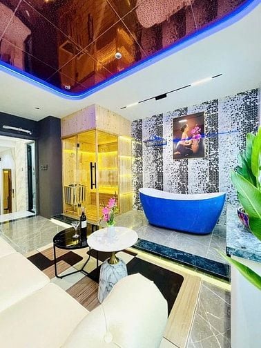 bán nhà SIÊU PHẨM NHÀ PHỐ CÓ ĐỦ 3 TRONG 1, GARA Ô TÔ, KARAOKE, SPA  TM