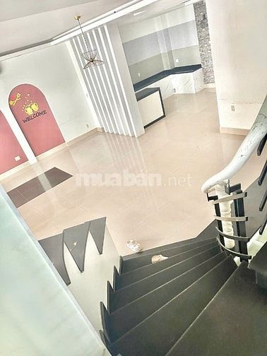 Cho thuê VILLA 2 Mặt tiền Hẻm Xe Hơi đường Điện Biên Phủ, Bình Thạnh