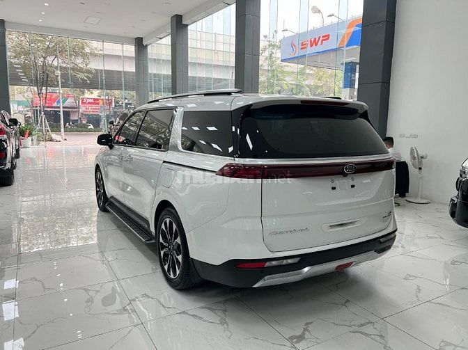 E bán chiếc xe siêu đẹp KIA CARNIVAL Signature 3.5 máy xăng năm 2021